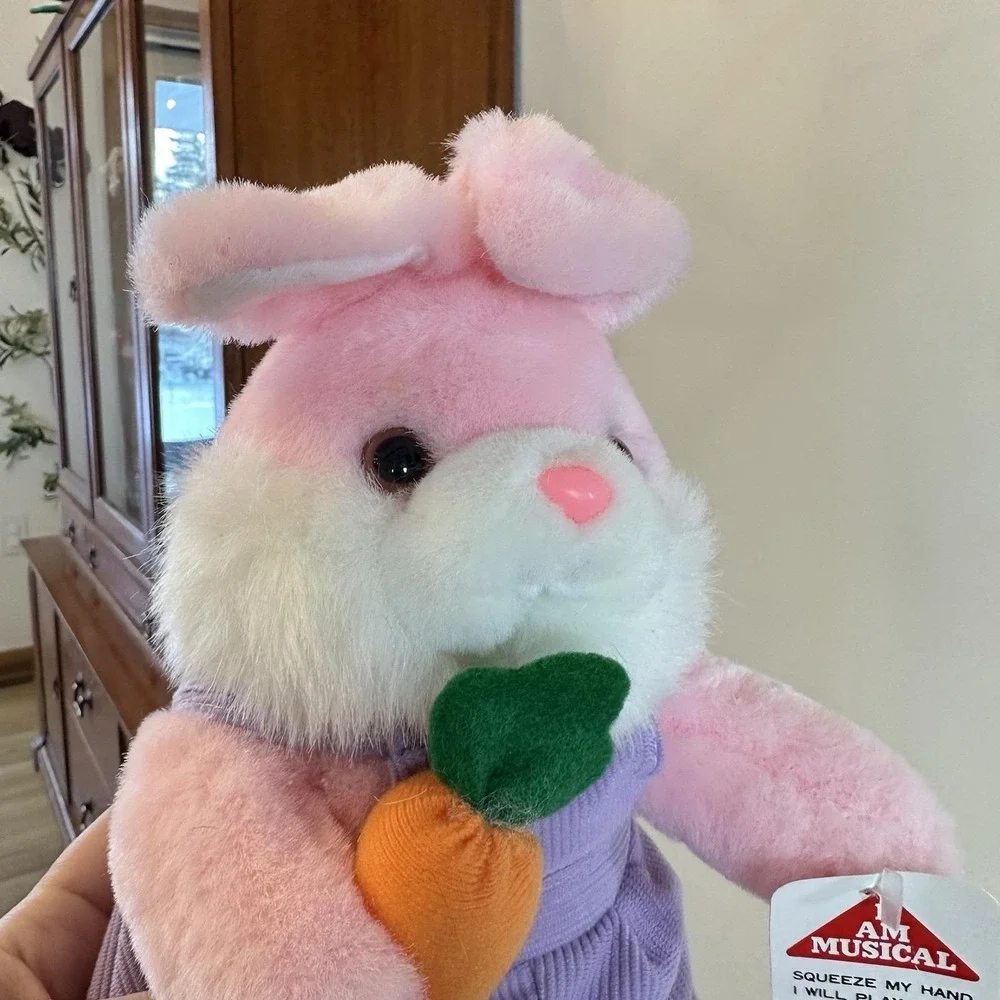 VTG NEW 90's Plush‎ Pink Easter Bunny Carrot Musical Animated Singing 3 Songs